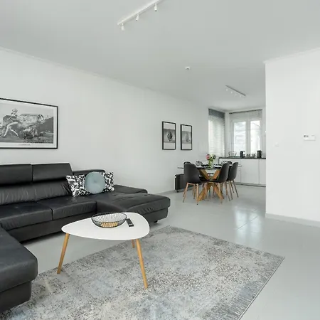 Feriehus Beautiful House With Balcony Ideal For Families By Renters