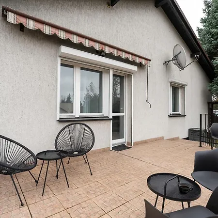 Beautiful House With Balcony Ideal For Families By Renters Holiday home Poznan